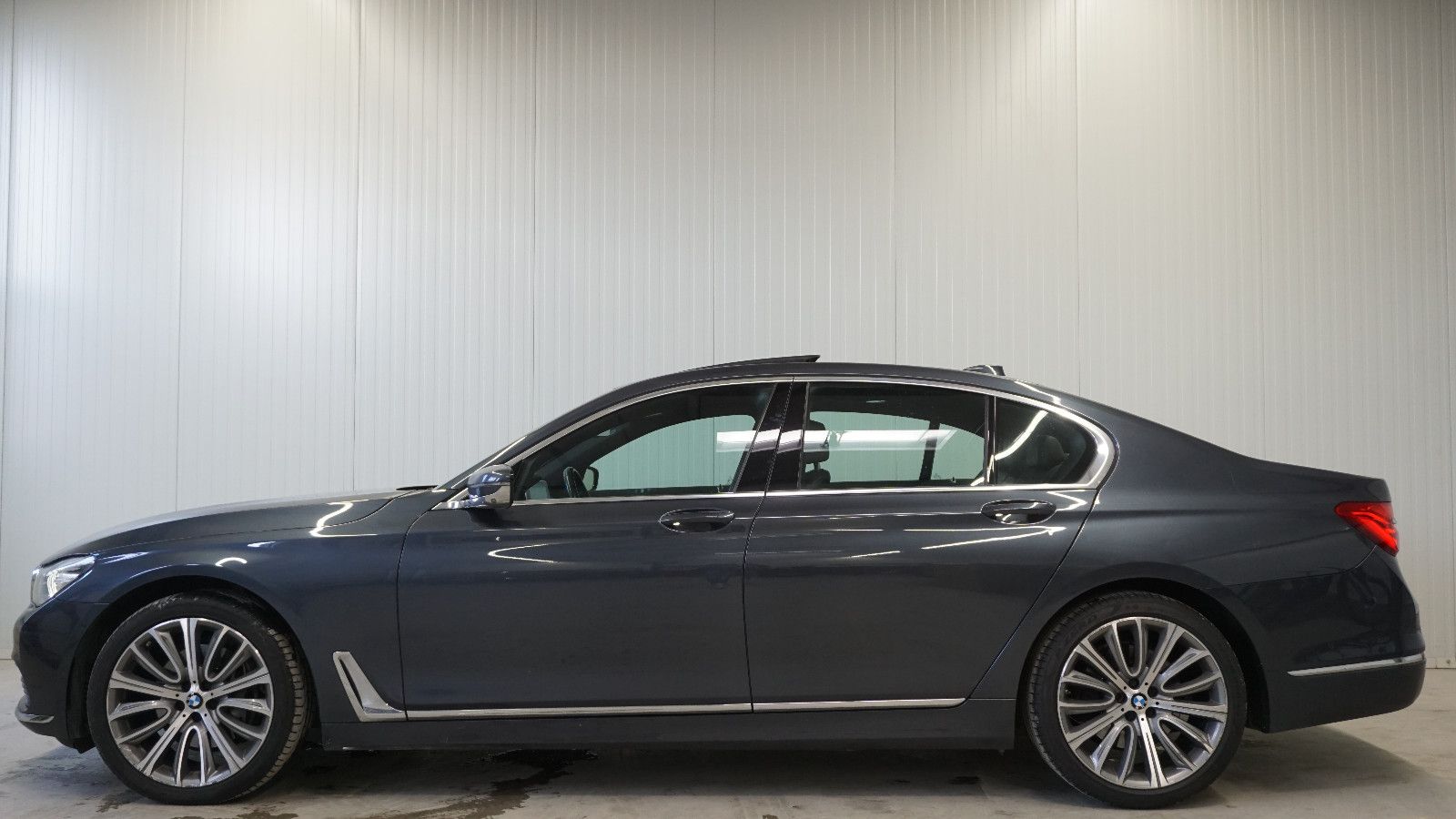 BMW 740d xDrive *Schiebedach*Memory*SoftClose*