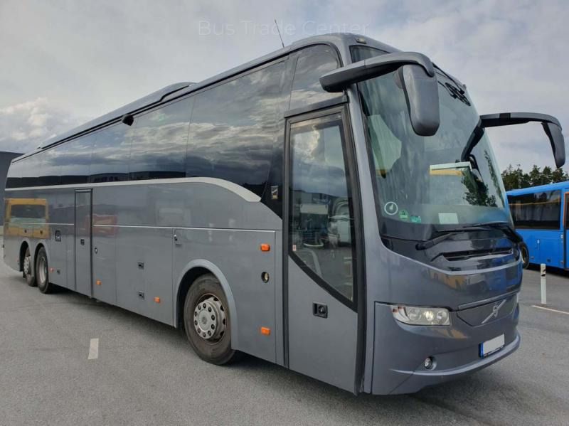 Автобус Volvo 9900