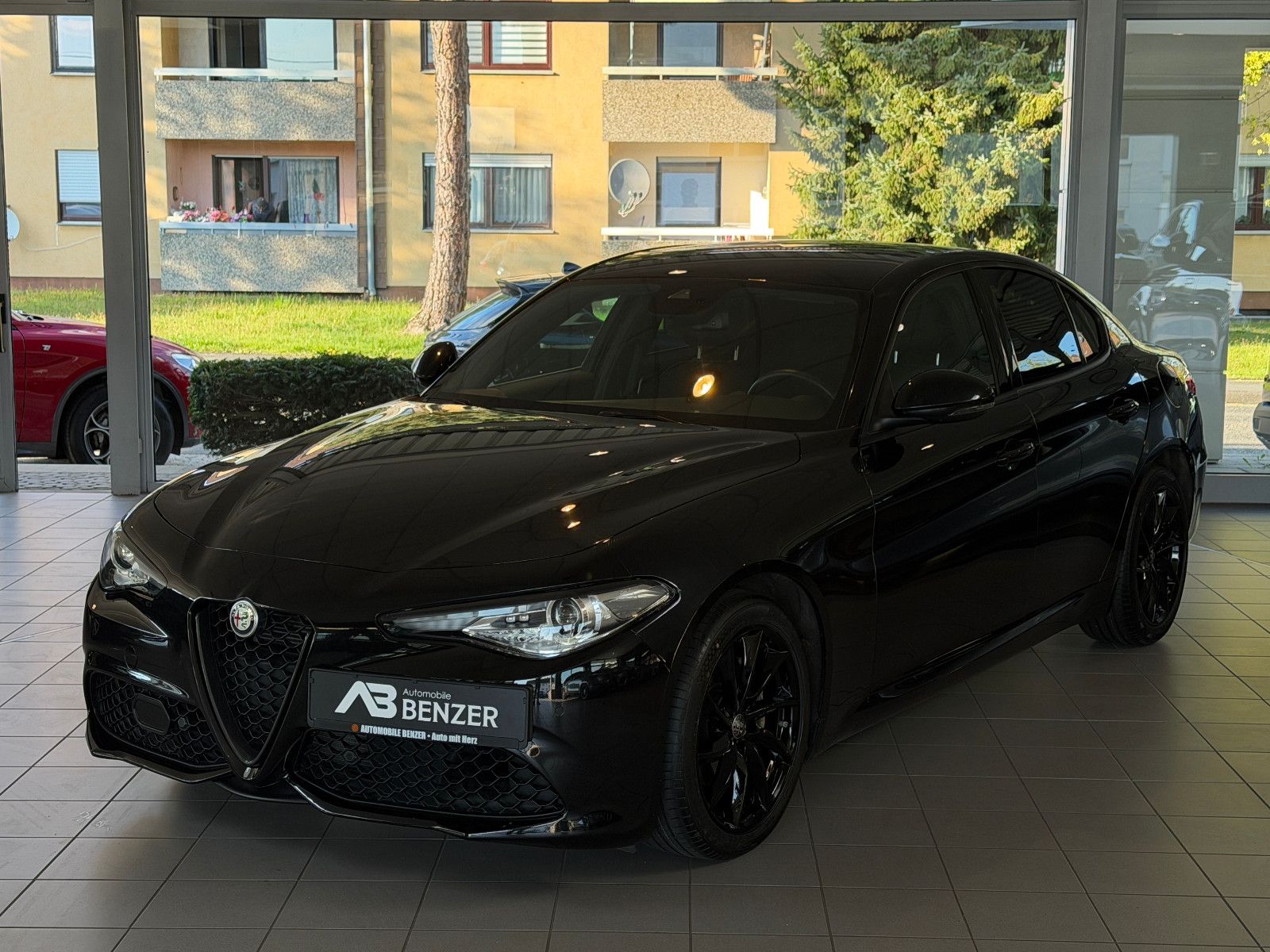 Fahrzeugabbildung Alfa Romeo Giulia Sprint /KAMERA/ALL-BLACK/CAR-PLAY