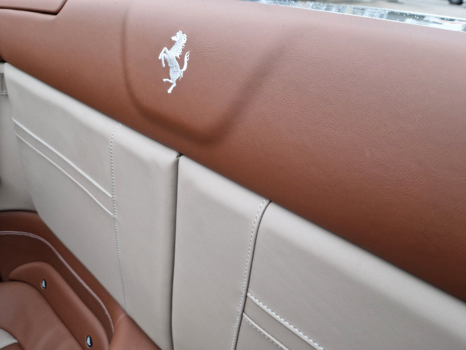 Fahrzeugabbildung Ferrari California T*Tailor Made*1of1*Sammler