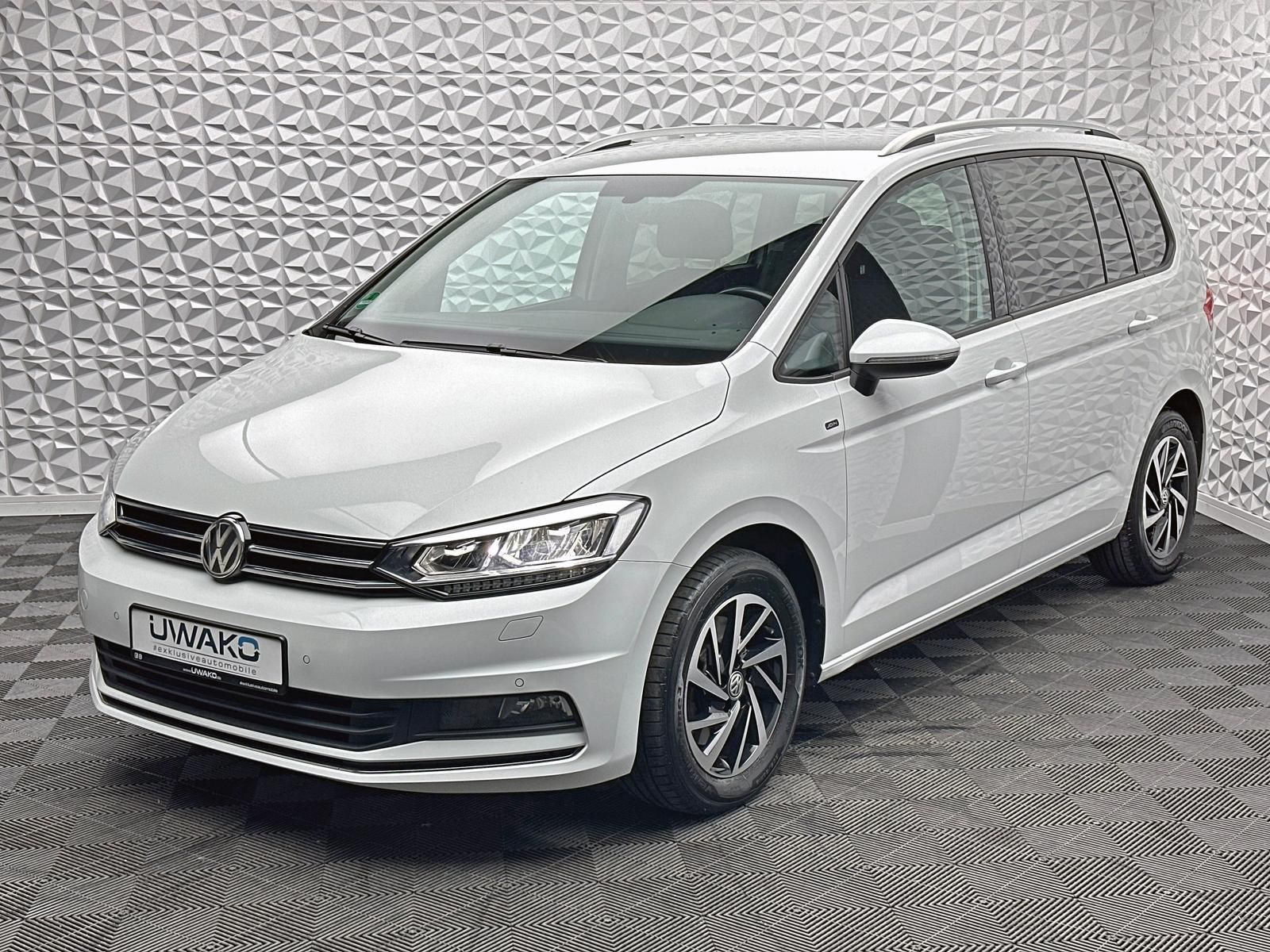 Fahrzeugabbildung Volkswagen TOURAN 1.5 TSI JOIN/7-SITZE/AHK/ACC/RCAM/NAV/DSG