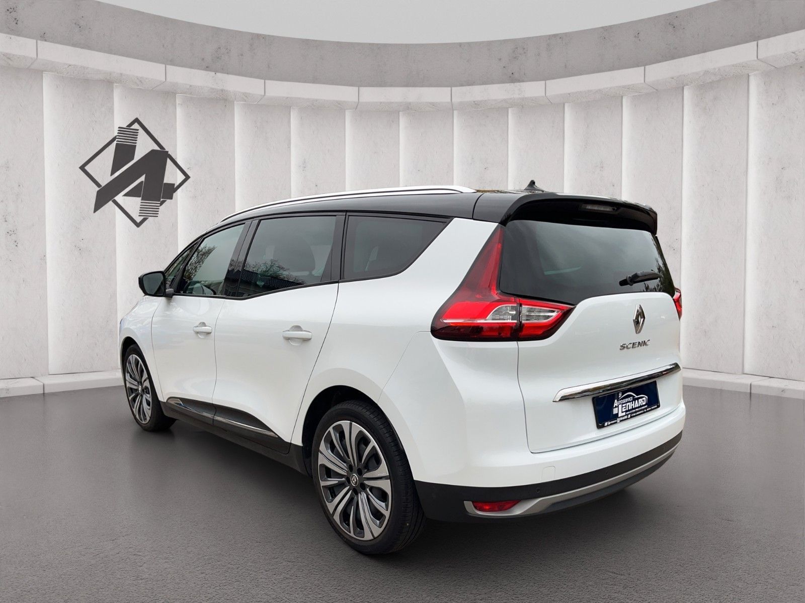 Fahrzeugabbildung Renault Grand Scenic TCE 140*7-Sitzer*Navi*