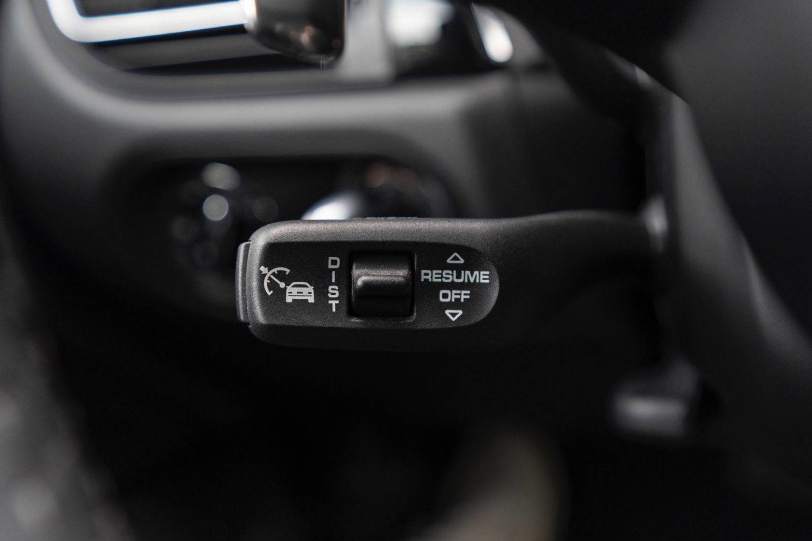 Fahrzeugabbildung Porsche Macan S BOSE PASM 360° PANO LED CARPLAY ACC