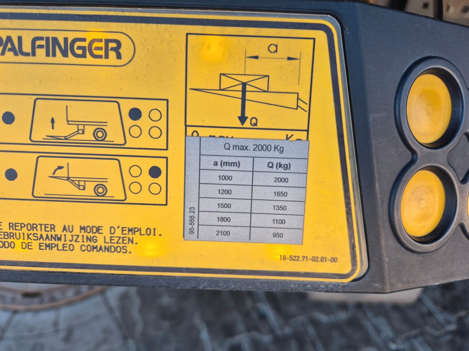 Fahrzeugabbildung Mercedes-Benz Atego 1223 L LBW 2.000kg Tür Spoiler Klima