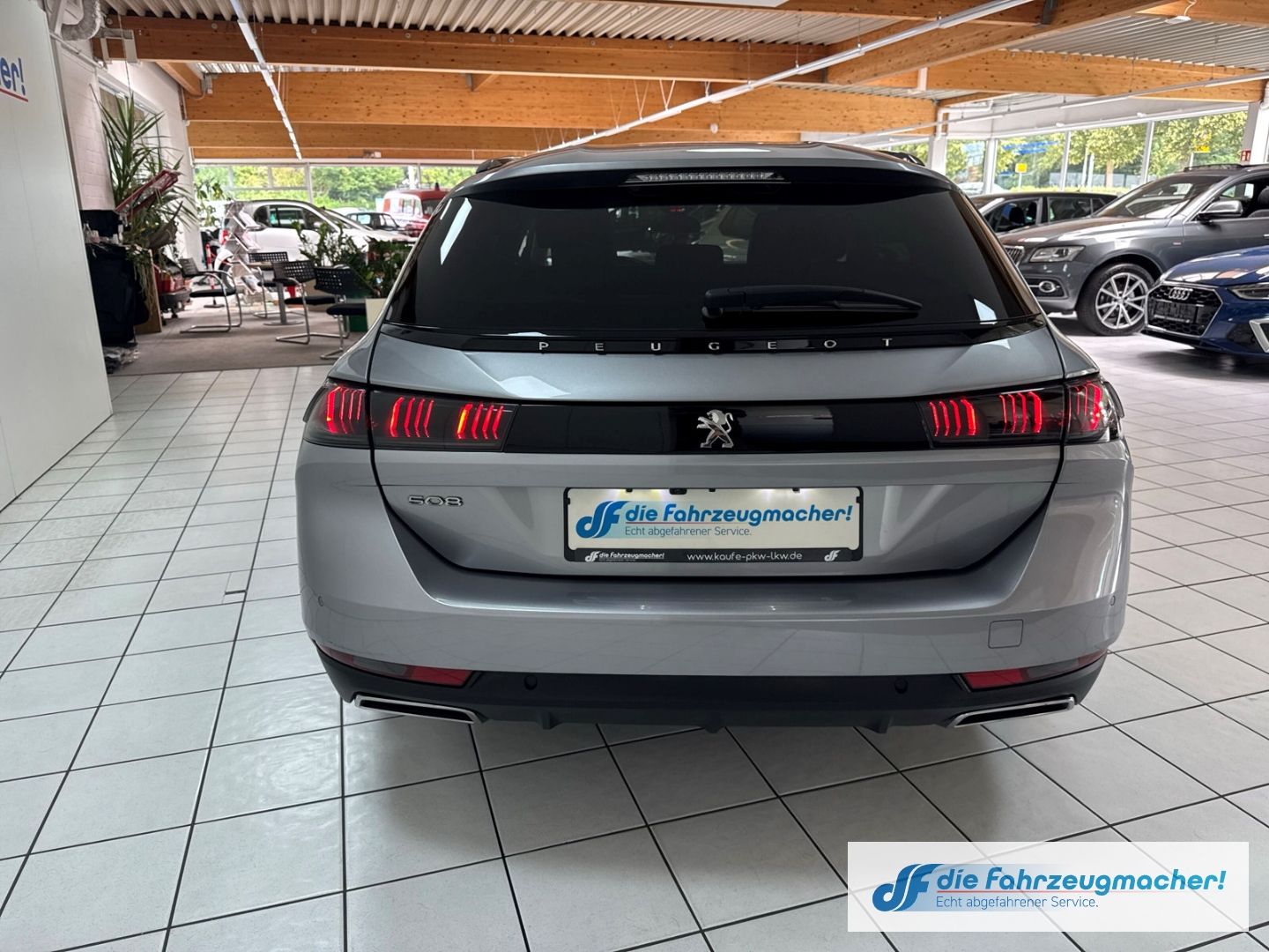 Fahrzeugabbildung Peugeot 508 SW Allure Pack 1.5 BlueHDi 130 EU6d Navi 360