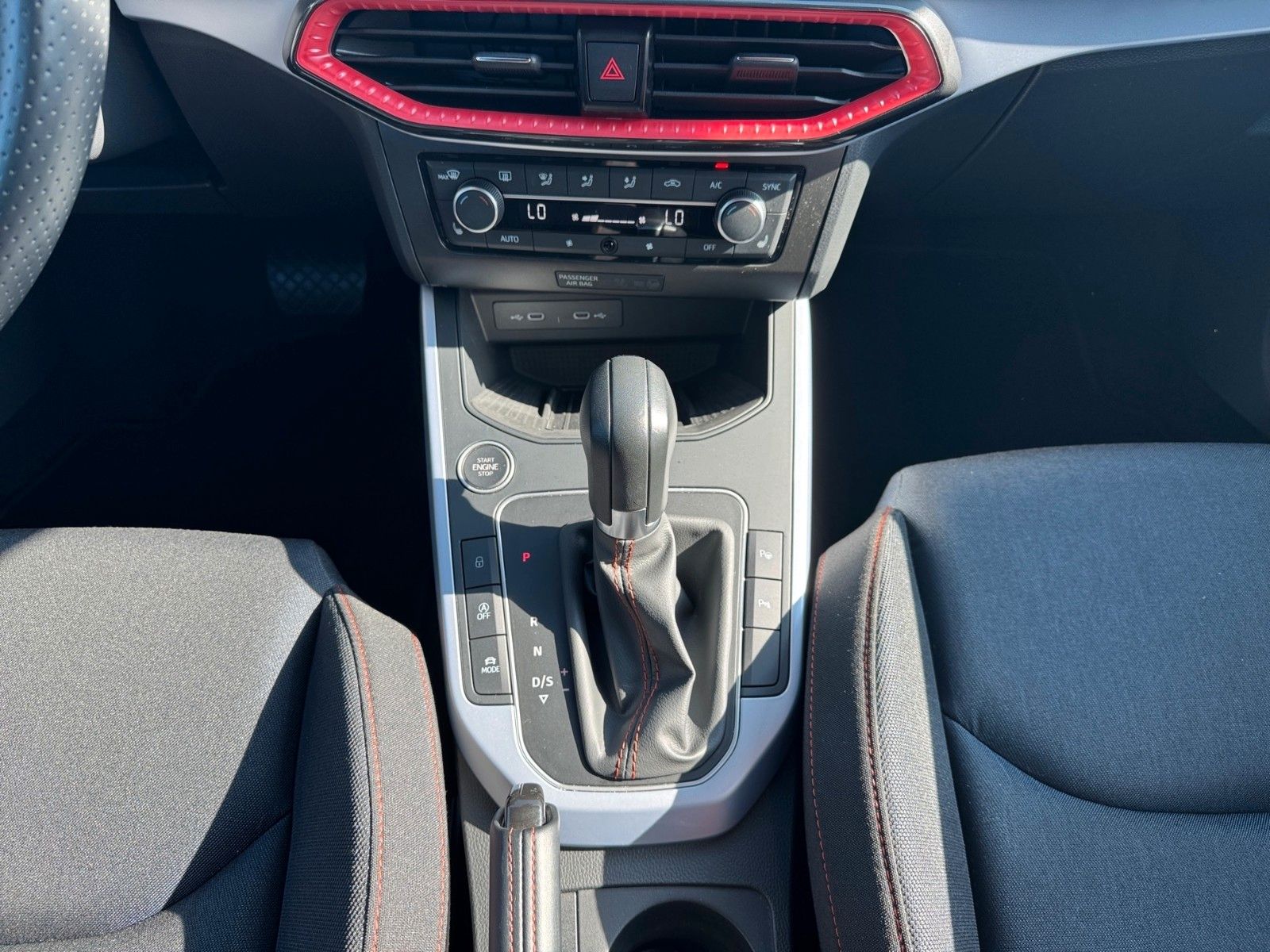 Fahrzeugabbildung SEAT Arona FR 1.5 TSI