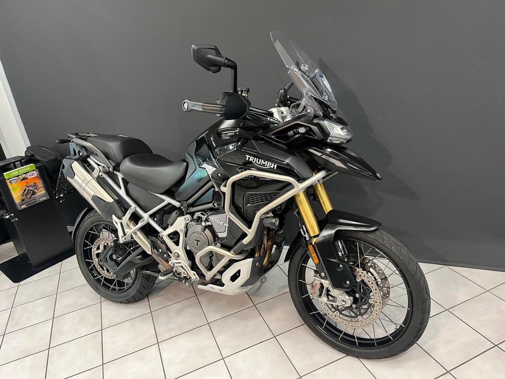 Triumph TIGER 1200 RALLY EXPLORER Scheckheftgepflegt!