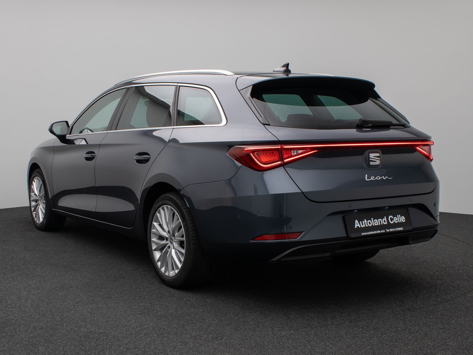 Fahrzeugabbildung SEAT Leon Sportstourer Xcellence Kamera LED 8fach ACC