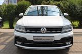 Volkswagen Tiguan R-Line BMT/Start-Stopp/Pano/20zoll - Volkswagen Tiguan in Braunschweig