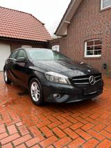 Mercedes-Benz Mercedes A 180 Blueefficiency 8-fach bereift - Mercedes-Benz A 180 in Oldenburg