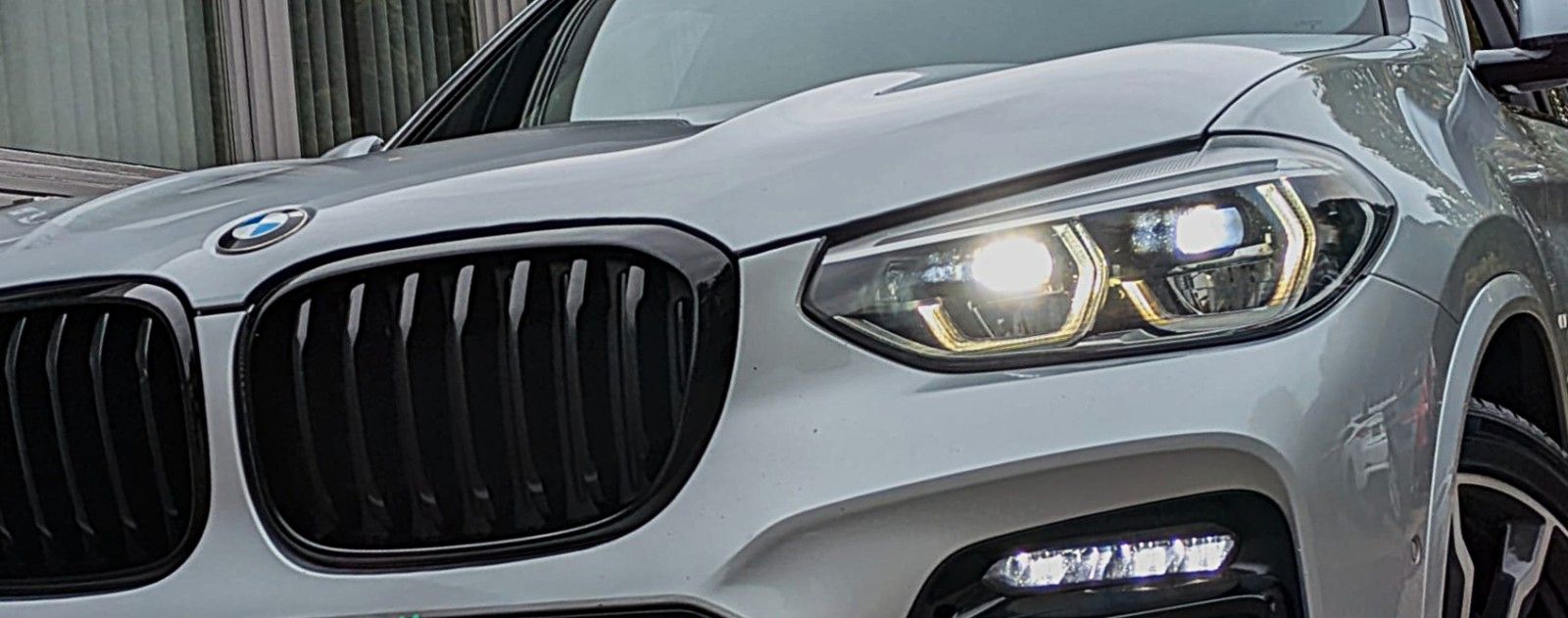 Fahrzeugabbildung BMW X3 M40d SAG*LEDER*PANO*H/K SOUND*ACC*CAM*20"VOLL