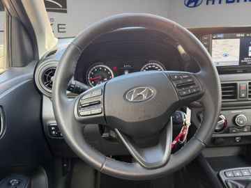Hyundai i10 1.2 INTRO -NAVI-PDC-KAMERA-SITZHZG.+WR
