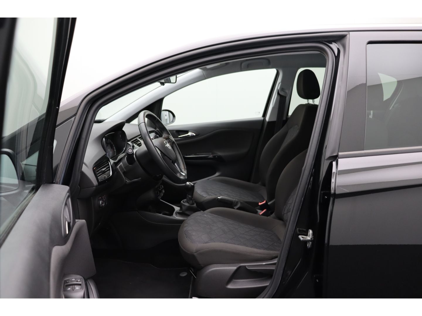 Fahrzeugabbildung Opel Corsa E 1.4 120 Jahre SHZ AppleCP
