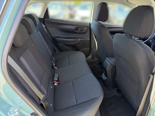 Fahrzeugabbildung Hyundai i20 Advanced 1.0 T-GDI +CARPLAY+TEMPOMAT+SHZ+RFK