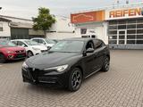 Alfa Romeo Stelvio Veloce Q4/Pano/Kamera/Leder/Autom - Alfa Romeo Gebrauchtwagen in Mannheim