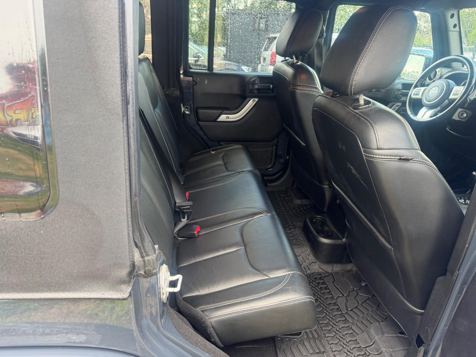 Jeep Wrangler Unlimited JK Final Edition 3.6 V6 284ch - 1 ère main - Soft top - Carnet entretien - Attelage