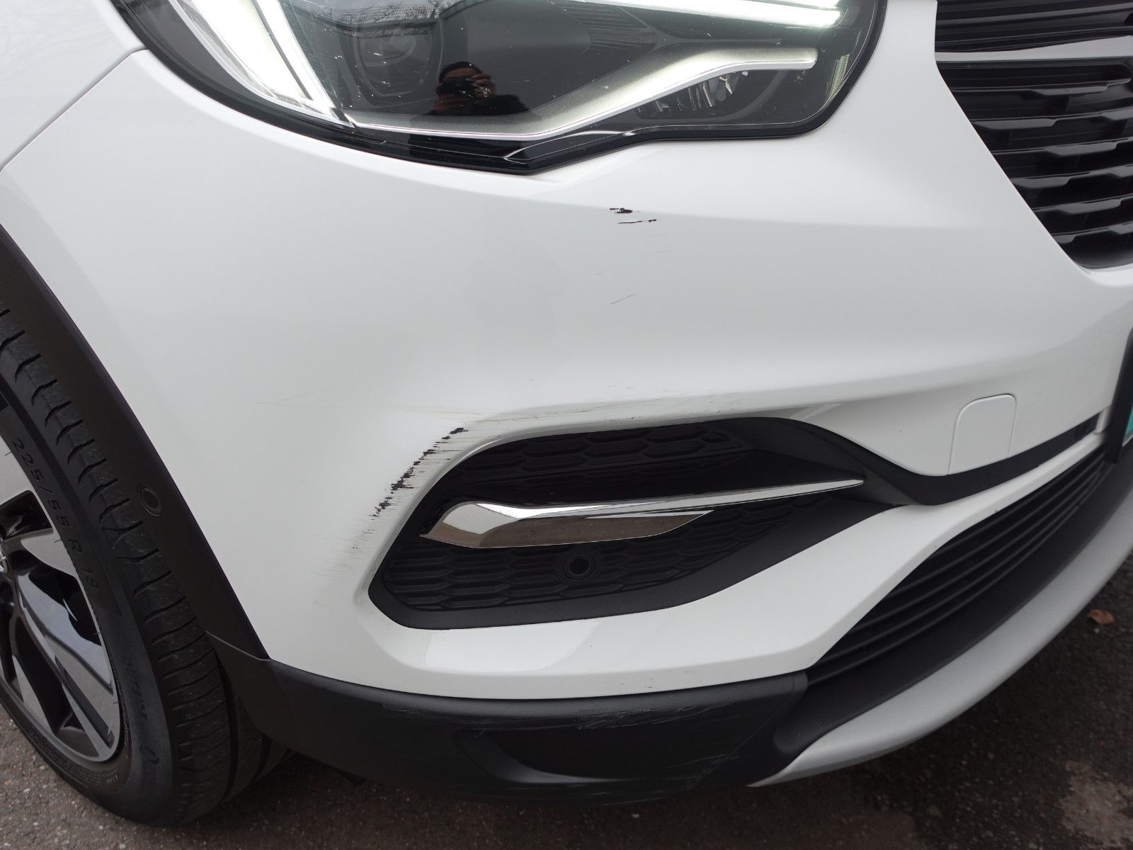 Fahrzeugabbildung Opel Grandland X 1.2 Elegance Kamera,LED,Navi,PDC,SHZ