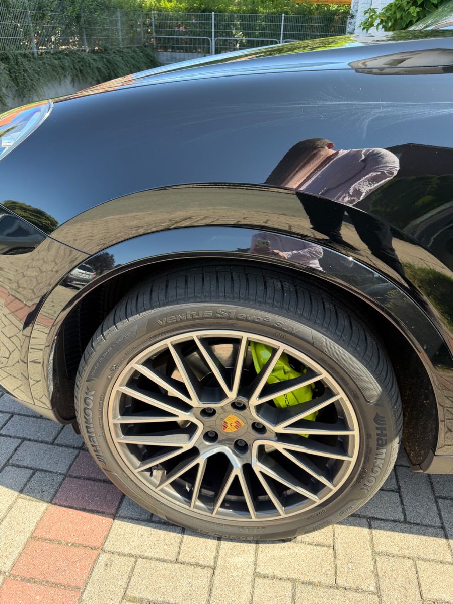 Porsche Cayenne Coupe E-Hybrid foto 4