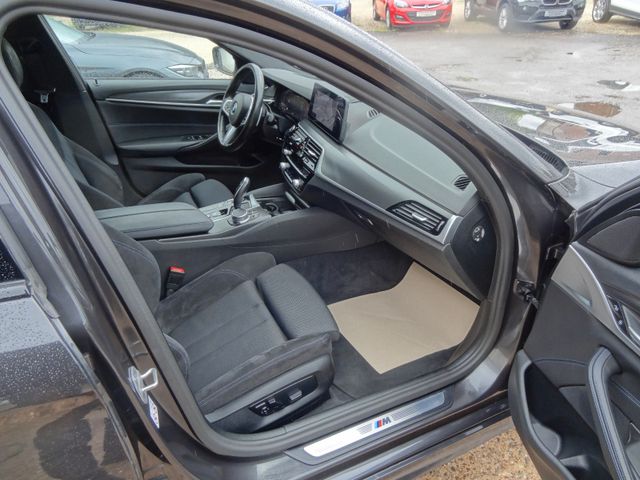 Fahrzeugabbildung BMW 530d xDrive M Sport/1.Hd/Virtual/Laser/Kam/HUD/