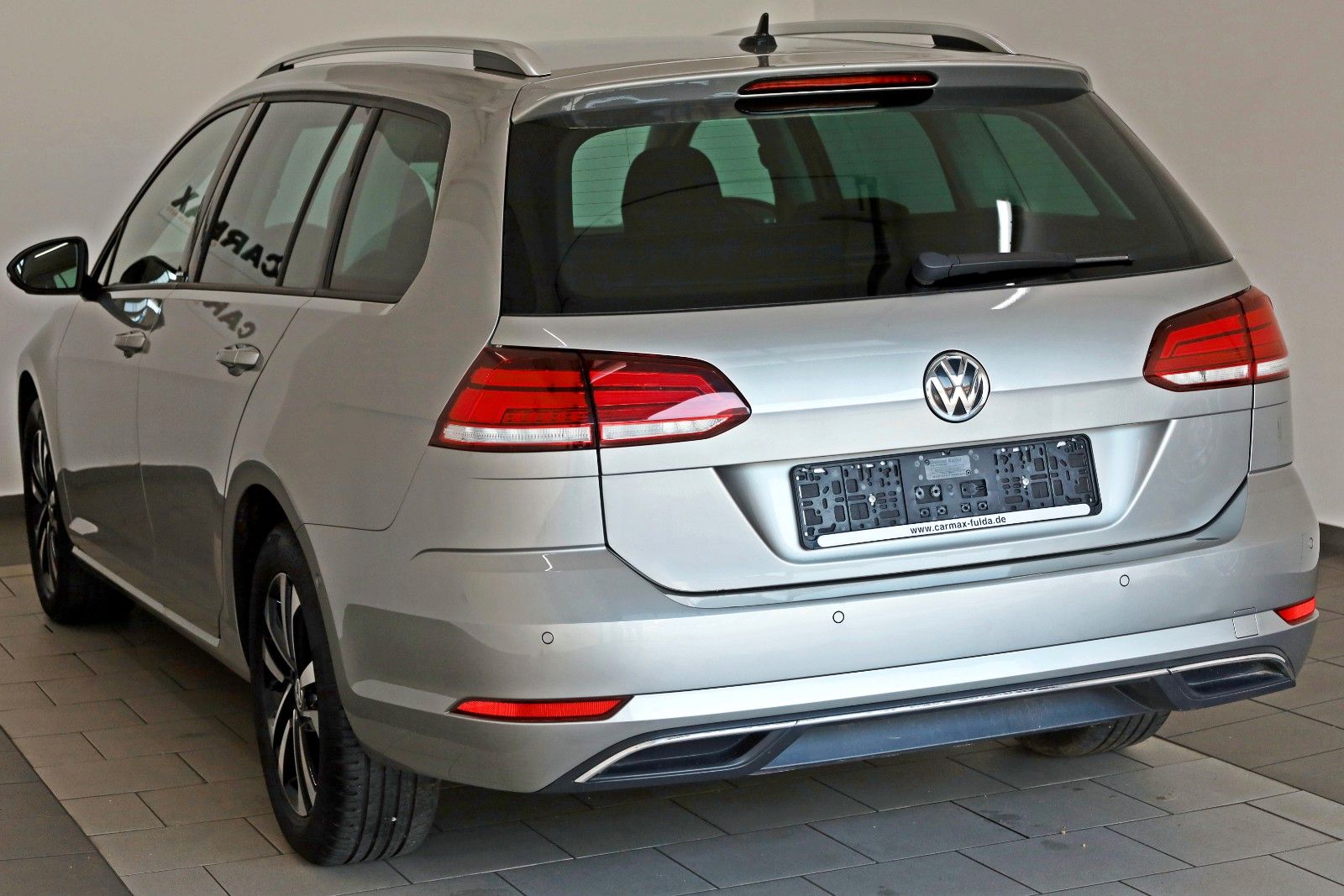 Fahrzeugabbildung Volkswagen Golf VII Variant IQ.DRIVE Navi,ACC,Kamera,SR+WR