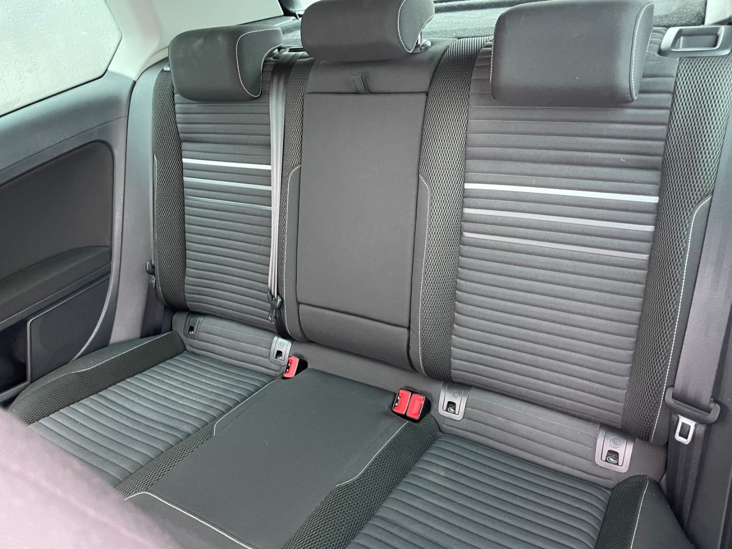 Fahrzeugabbildung Volkswagen Golf VII Cup PDC vo/hi Klimaautomatik SHZ