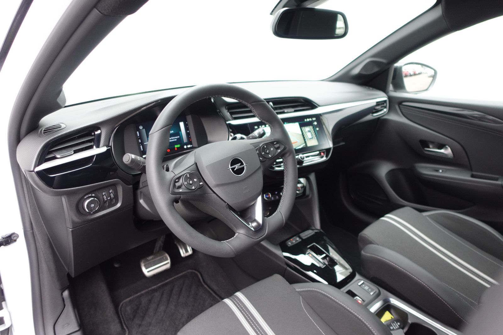 Fahrzeugabbildung Opel Corsa 1.2Turbo 48V GS eDCT - Allwetter,SHZ,Navi