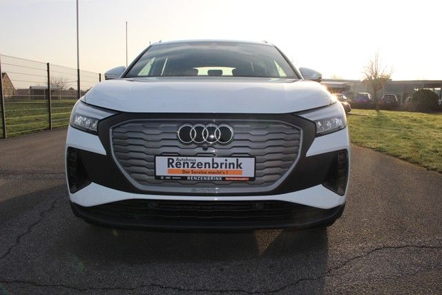 Q4 45 e-tron basis quattro PANO LED RFK