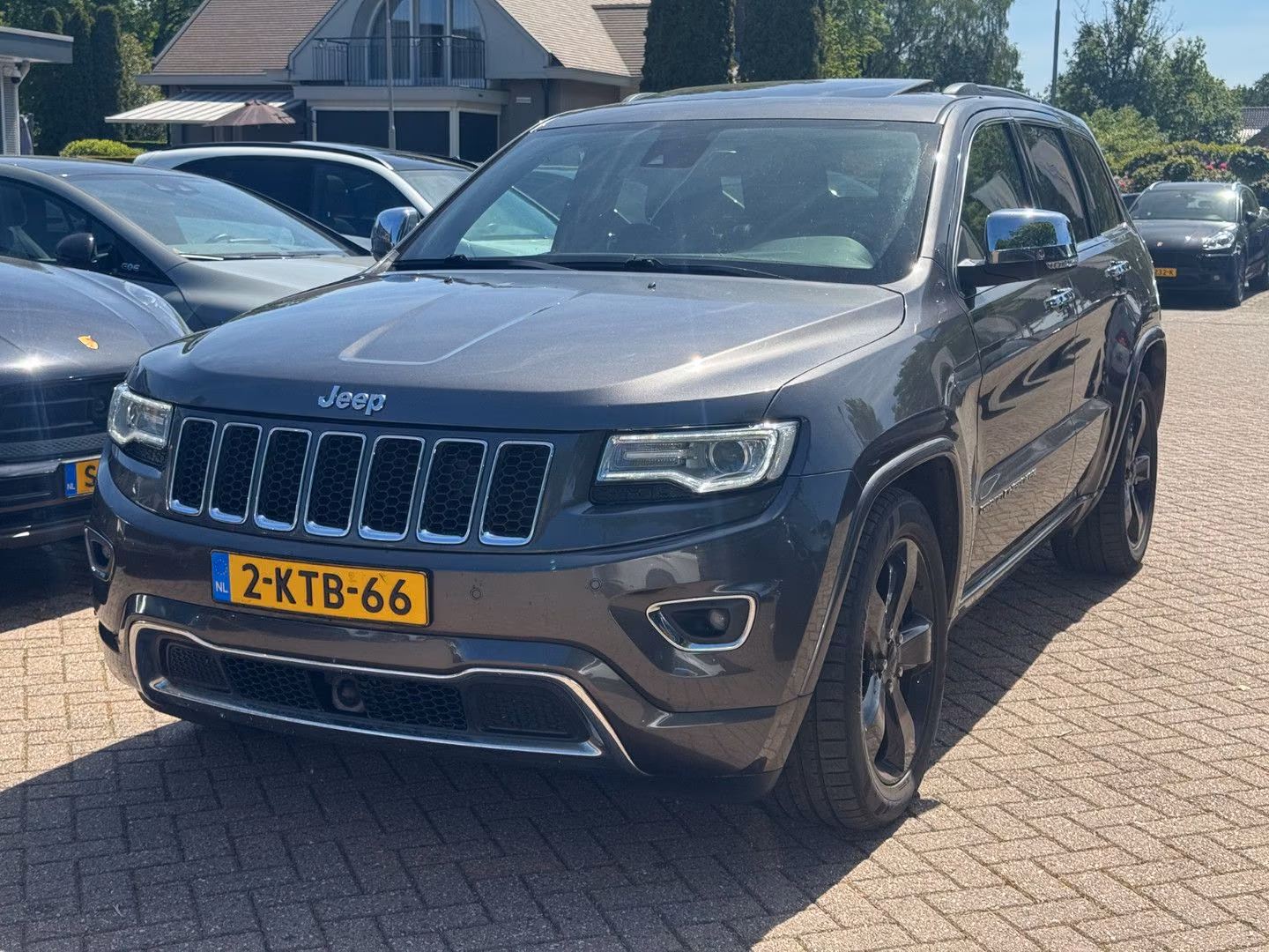 Jeep Grand Cherokee 3.0 CRD Overland / Trekhaak / Pan