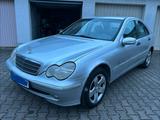 Mercedes-Benz Mercedes C240 Automatik Tüv 04/27 Scheckhe... - gebrauchte Mercedes-Benz C 240 aus dem Jahr 2001