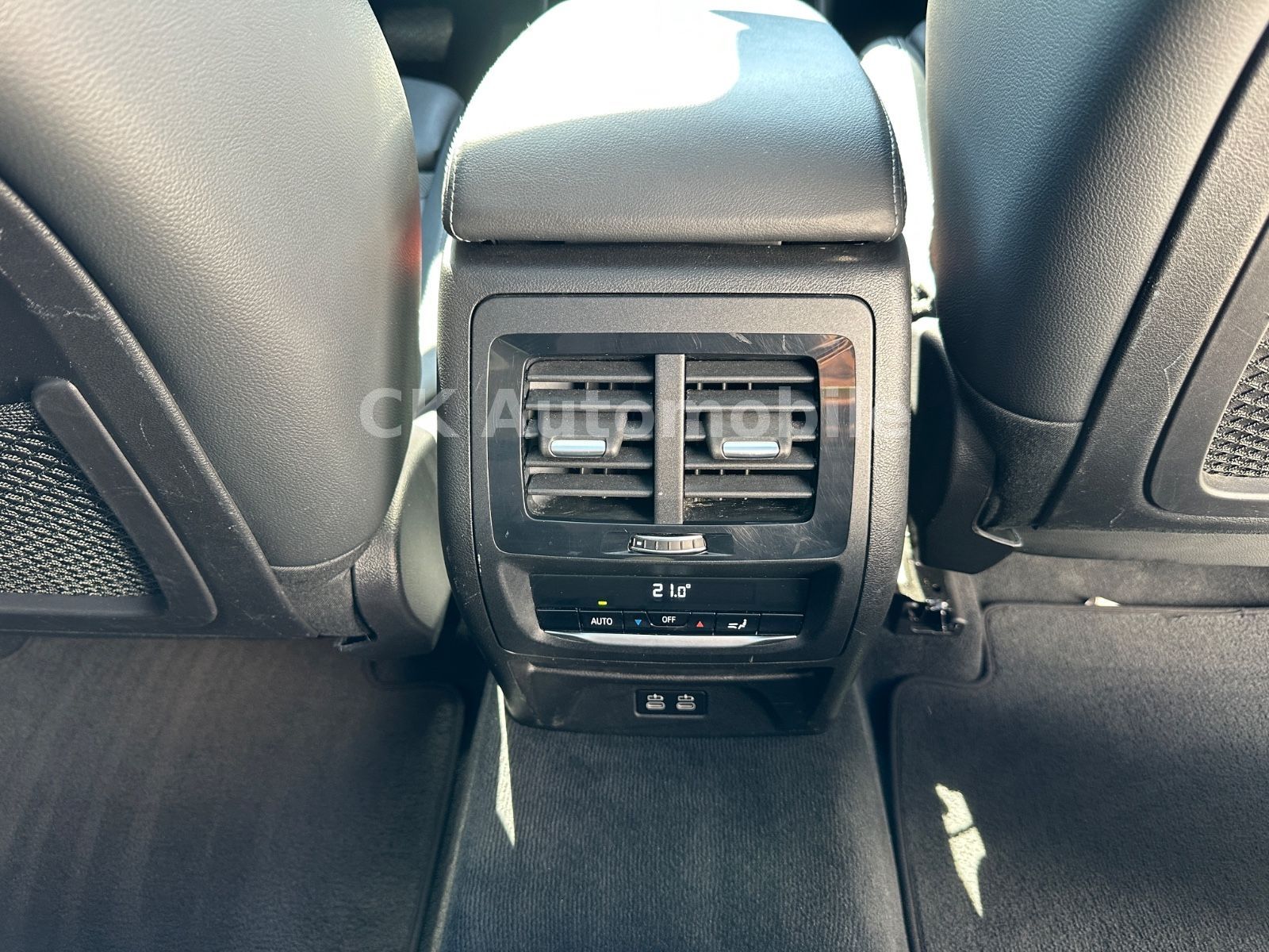 Fahrzeugabbildung BMW X3 xDrive20d Advantage/Navi/Head-Up/Pano/AHK