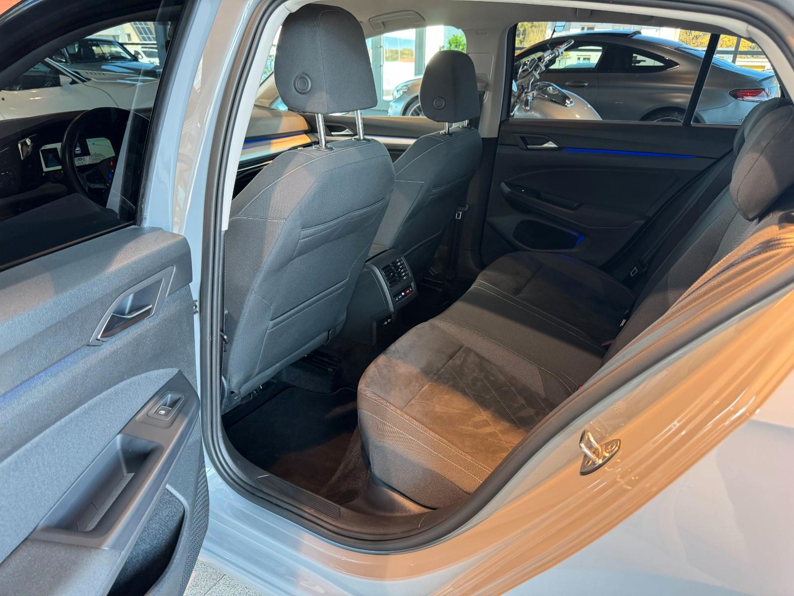 Volkswagen Golf VIII Lim. Life IQ AHK LED ACC STAND.H, миниатюра 20