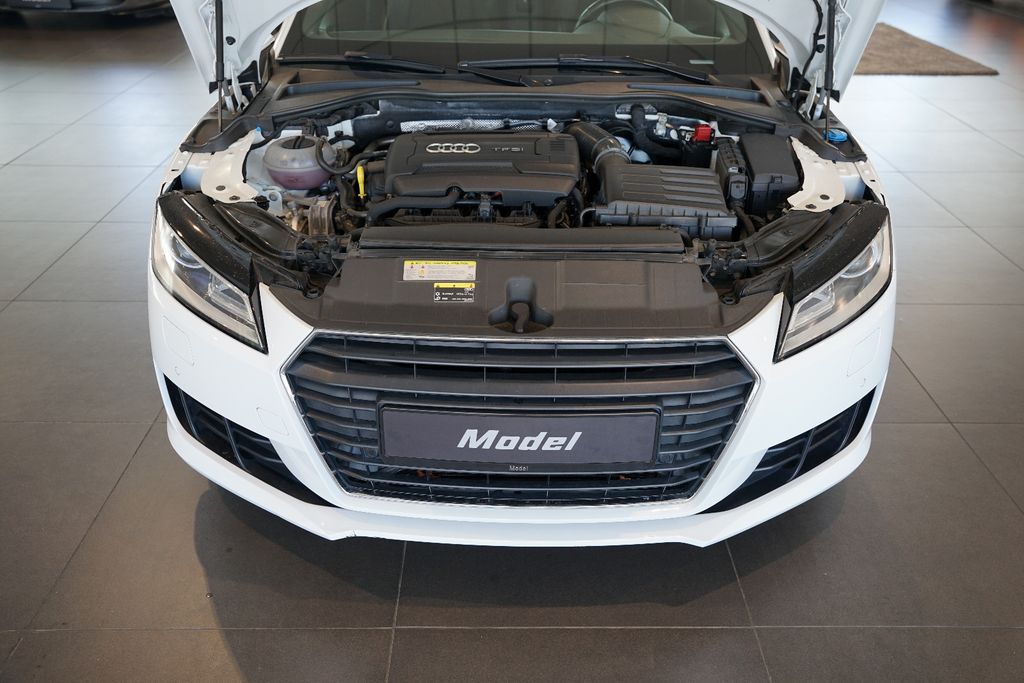 AUDI TT Roadster 1.8 TFSI | MMI | Xenon | Alcantara AUDI TT Roadster 1.8 TFSI | MMI | Xenon | Alcantara