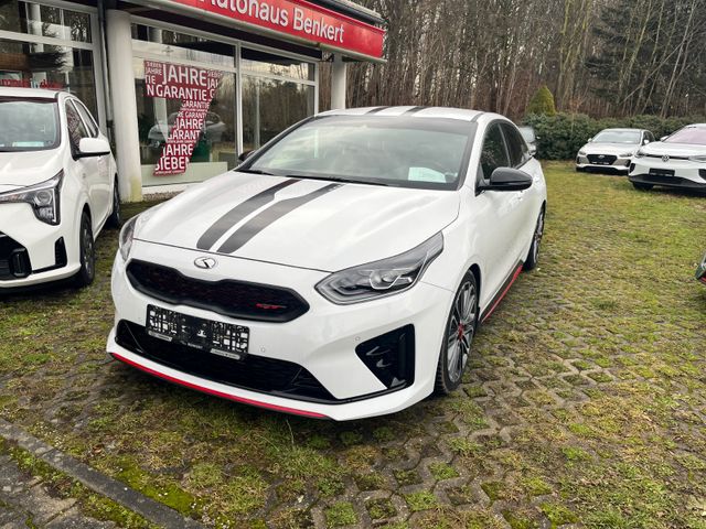 Kia ProCeed 1.6 DCT 18"/G.Dach/ Tieferlegung/Bastuck