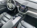 Volvo XC60 B4 2WD Plus Dark Mild-Hybrid Autom. Schiebe - Volvo aus 2023