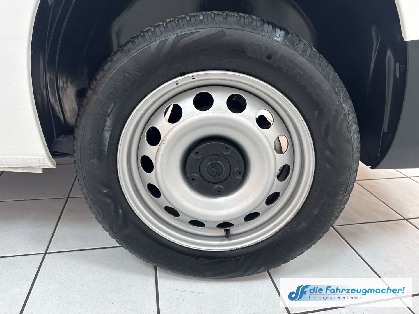 Fahrzeugabbildung Opel Combo E Cargo Edition erhöhte Nutzlast XL 1.5 D