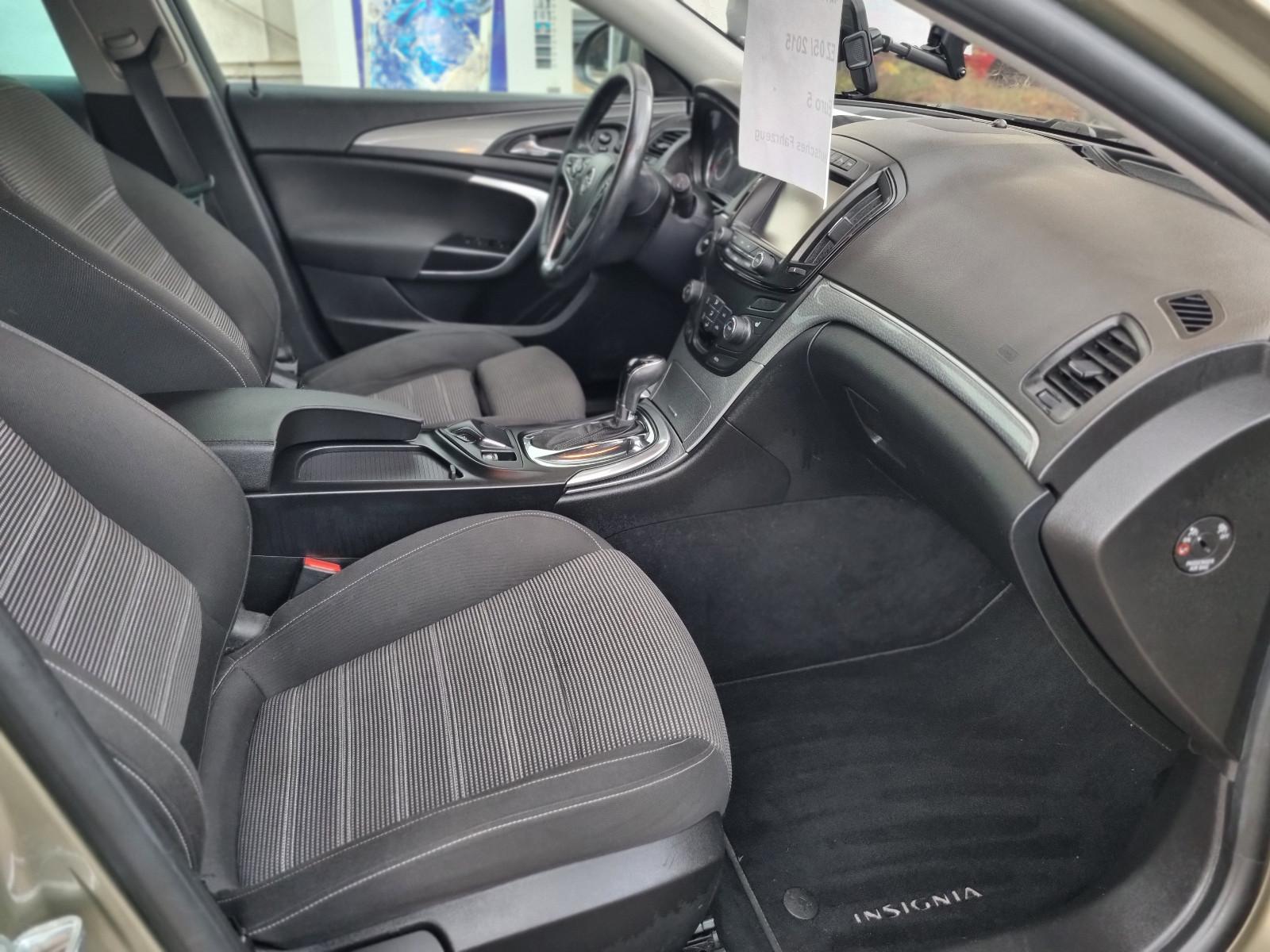 Opel Insignia 2015 — photo 18