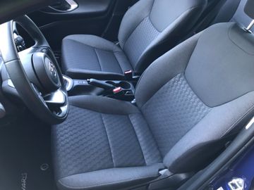 Toyota Yaris - 11