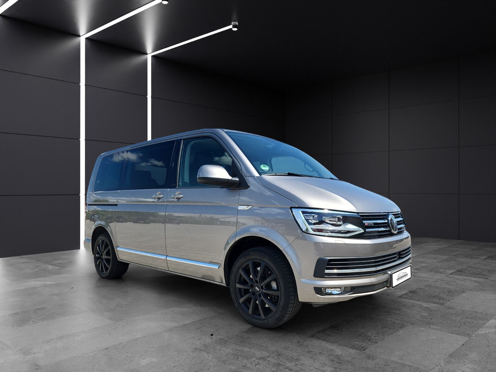 Fahrzeugabbildung Volkswagen T6 Multivan 4Motion Generation Six/AHK/Navi/SDHZ