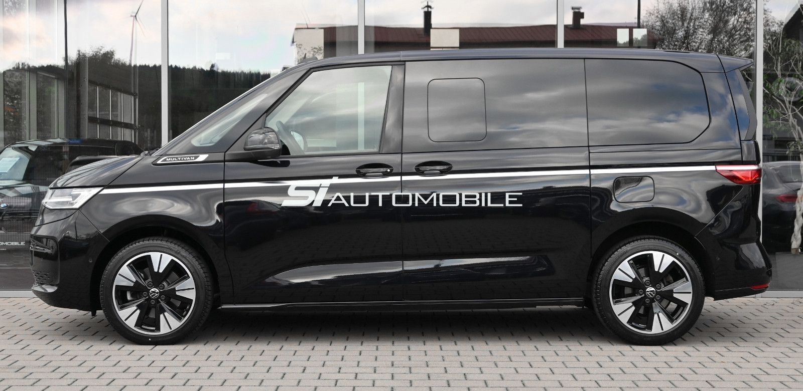 Fahrzeugabbildung Volkswagen T7 Multivan 2,0 TDI DSG Style °ACC°AHK°STANDHEIZ