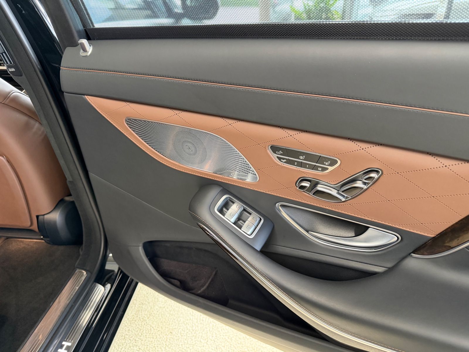 Fahrzeugabbildung Mercedes-Benz S 560 S Maybach Limousine 4Matic