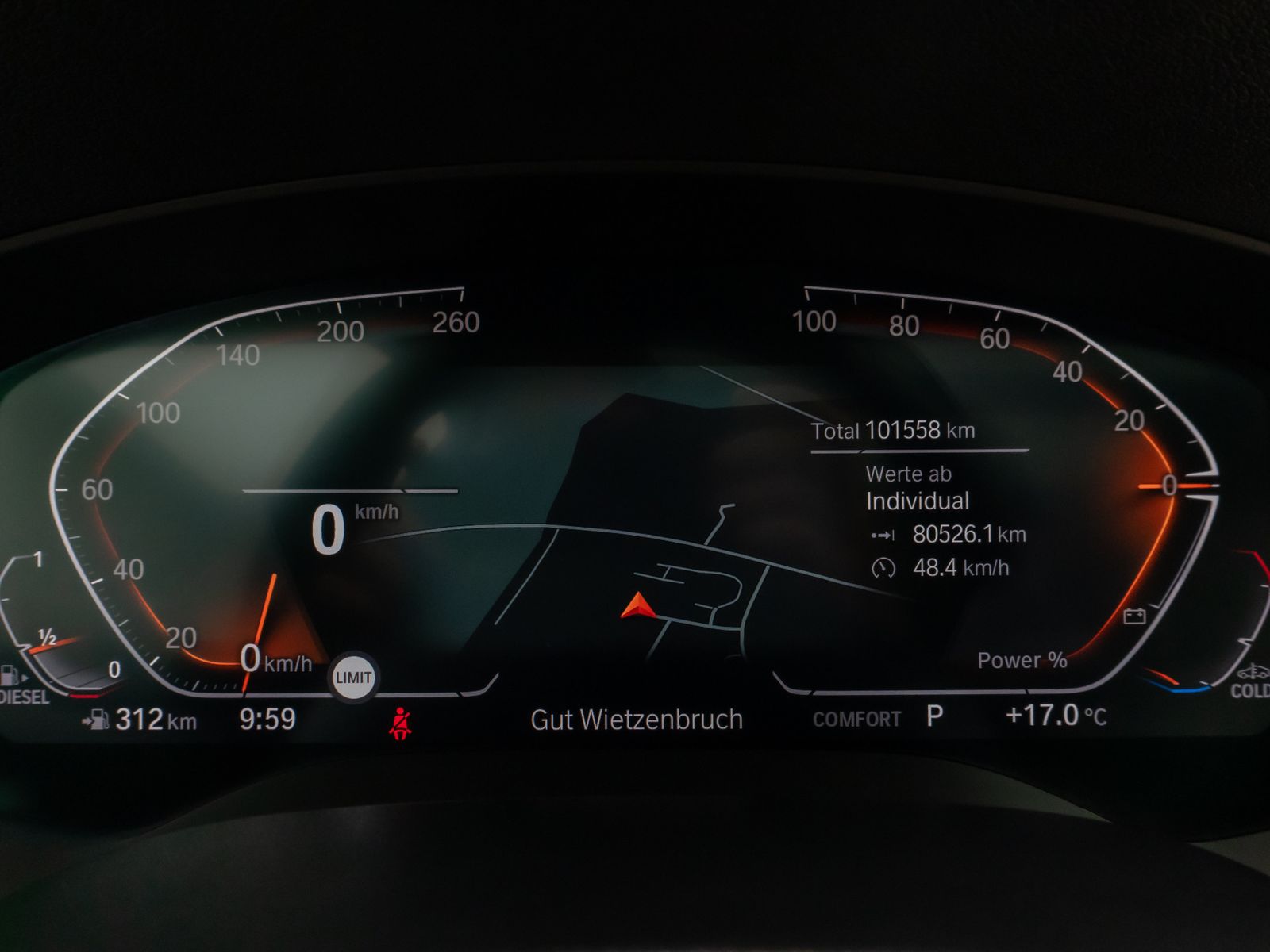 Fahrzeugabbildung BMW 530d xD Panoram Kamera HUD DAB HiFi SoftCl Sport