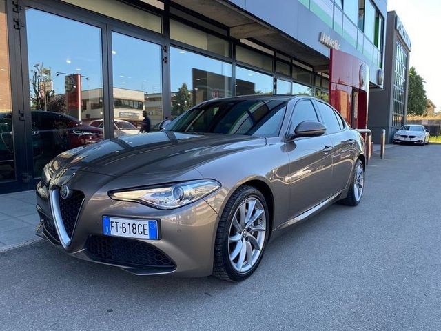 Alfa Romeo Giulia 2.2 Turbodiesel 160 CV RWD MAN