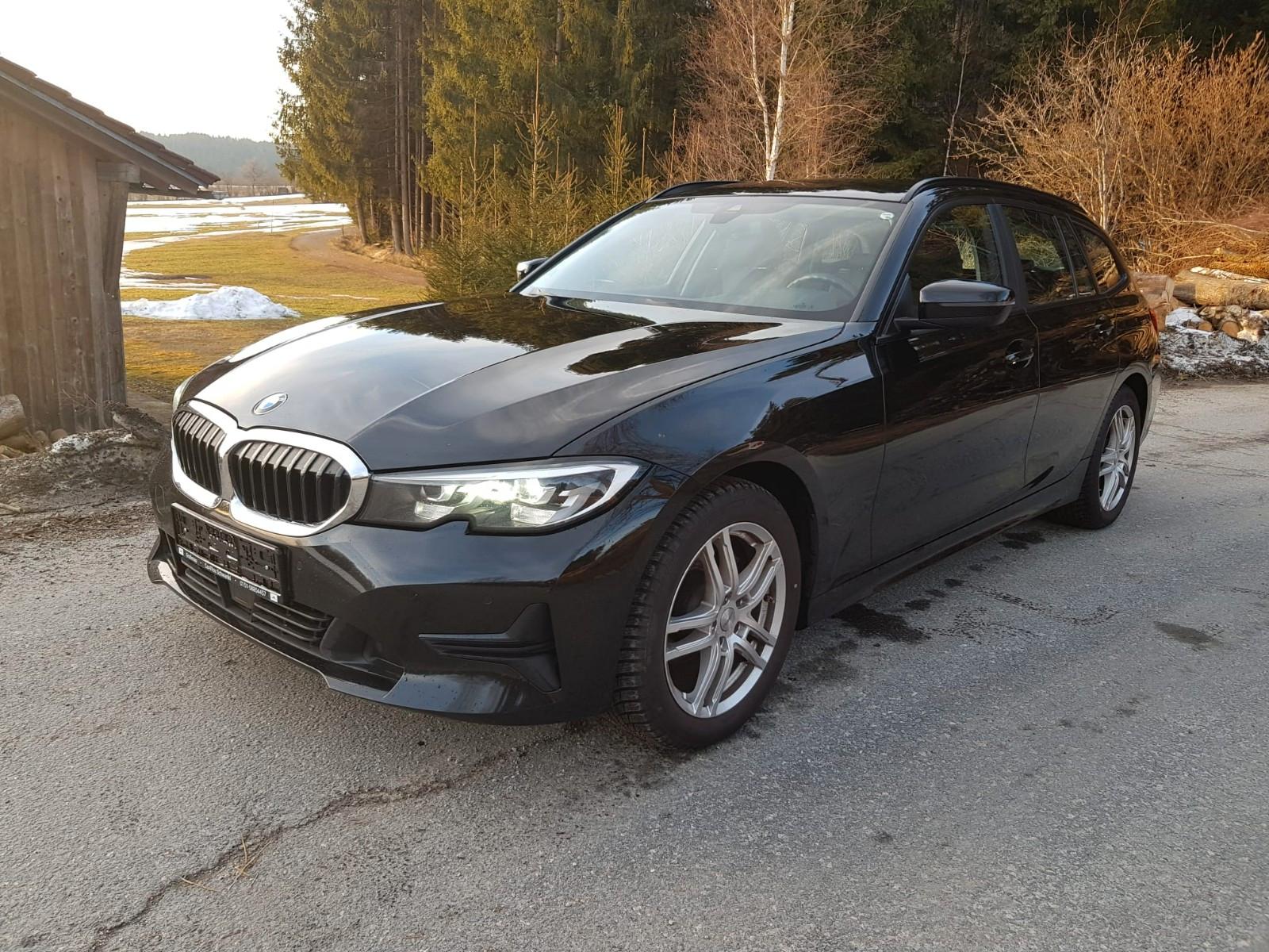 BMW 318d Touring Navi,SHZ,PDC,Sportsitze
