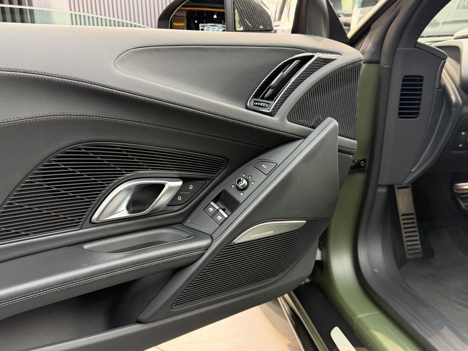 Audi R8 Spyder 5.2 FSI *Capristo*Carbon*B&O*Laser foto 18