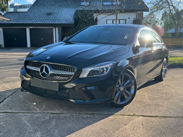 Mercedes-Benz CLA 180 Shooting Brake