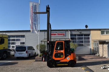 DOOSAN G 25C-5-Triplex