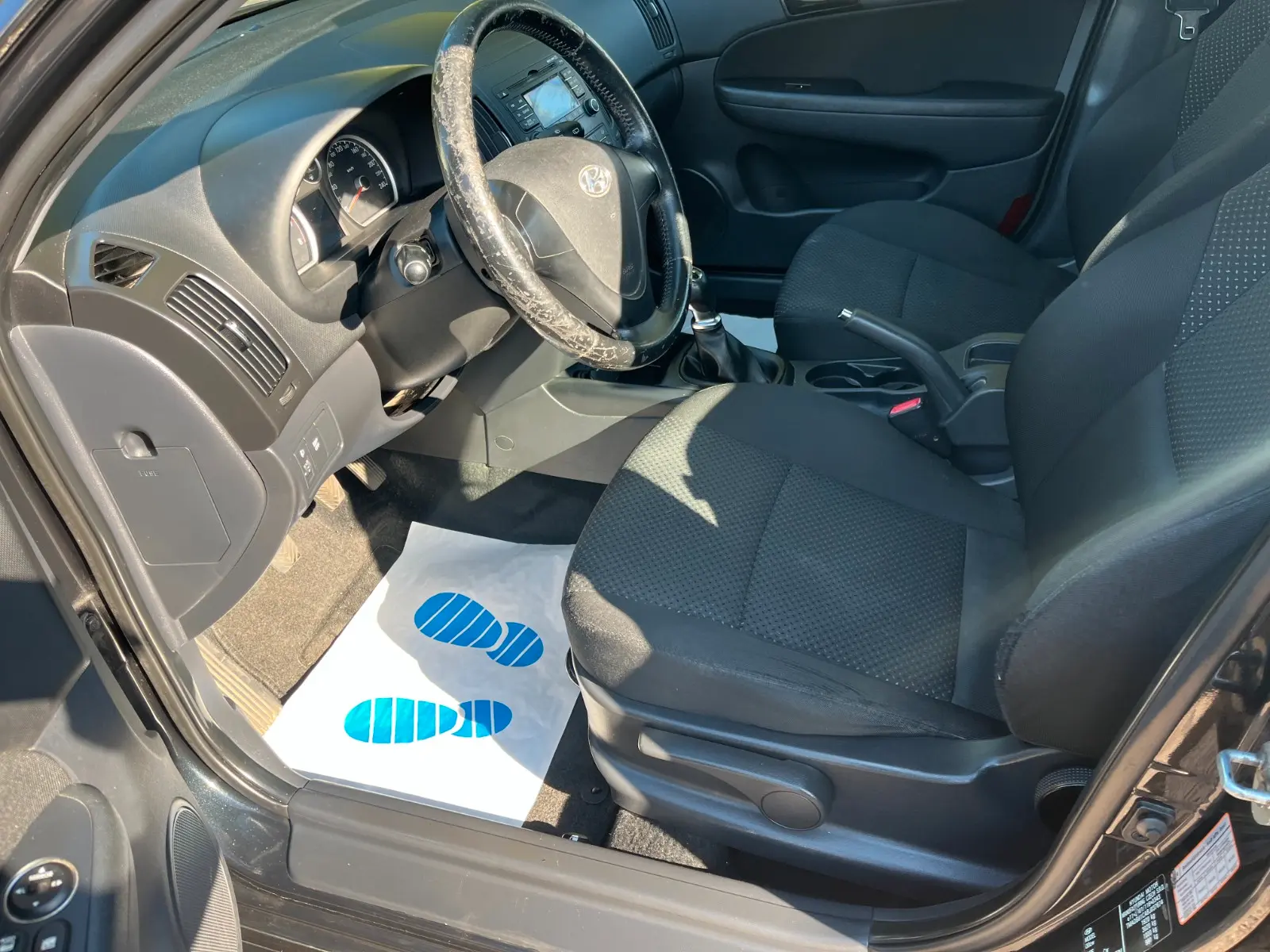 Hyundai i30 2010 — photo 10