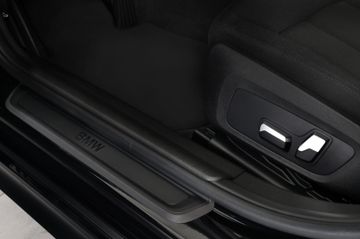 BMW 320d xDrive Touring DriveAssist RFK AHK 1.Hand