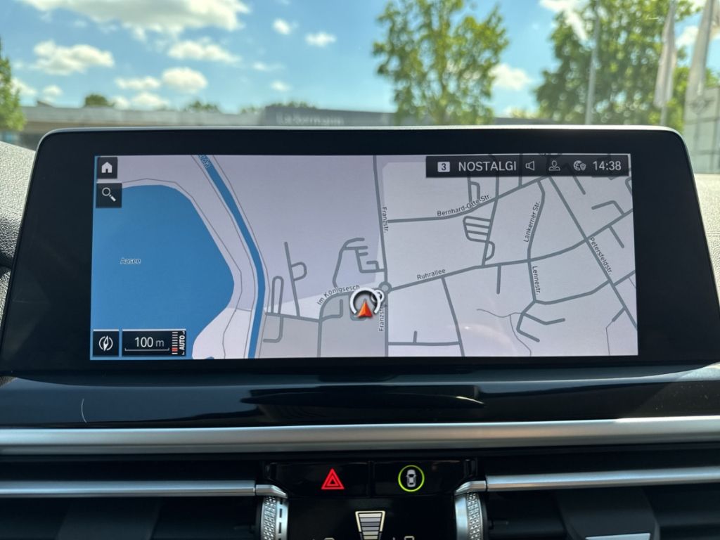 BMW X3 xDrive20i Park-Assistent AHK ACC Lenkradheizu foto 9