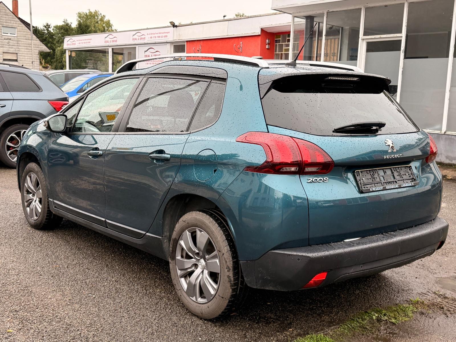 Peugeot 2008 Style Navi PDC Klima